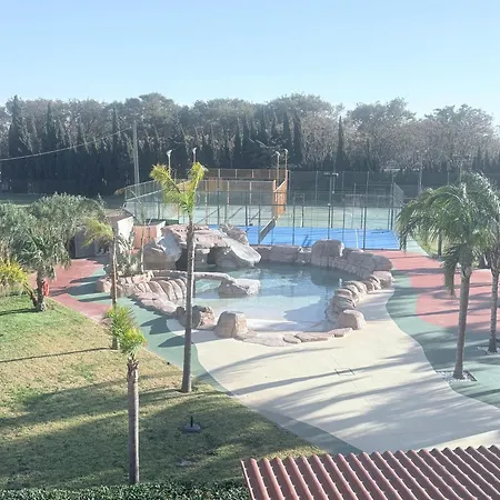 Paradise Отель 3*