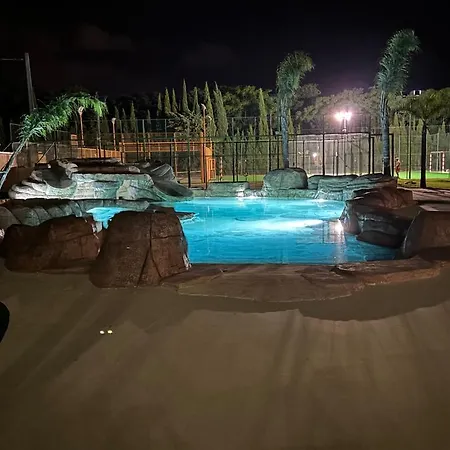 Paradise Hotel 3*