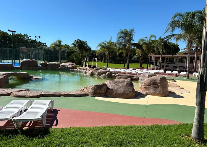 Paradise 3* Камбрильс