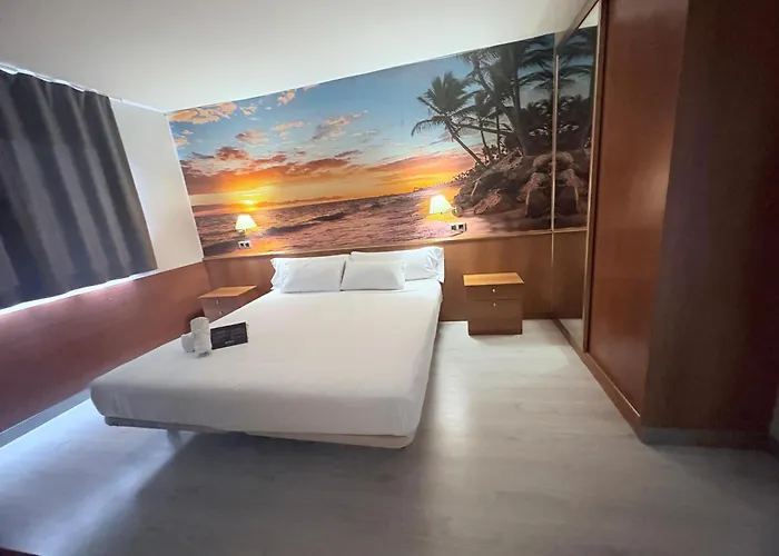 Paradise 3* Камбрильс