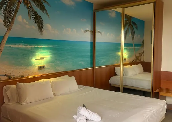 Paradise Отель 3*