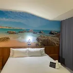 Paradise Hotel 3*