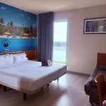 Paradise 3* Cambrils